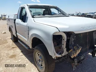 2024 Ford F-250 XL с VIN 1FTBF2BA5REE36108, выставлен на аукционе IAAI как лот 42106164 с пробегом 20 965 миль миль и . История ставок и продаж доступна на DreamBid. Изображение 1.