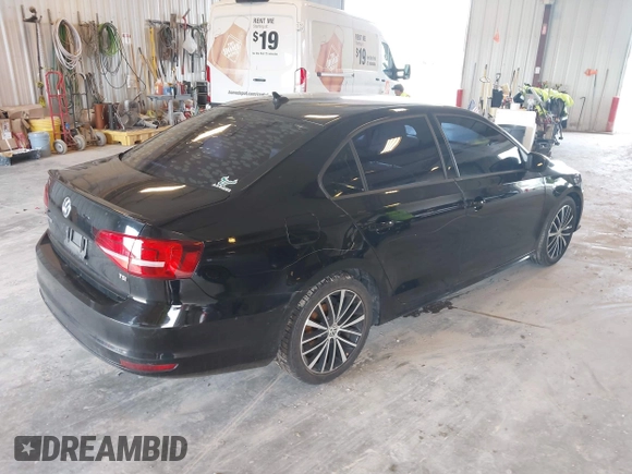 2015 Volkswagen Jetta SE with VIN 3VWD17AJ7FM415950, listed as a IAAI auction lot 42202024 with 107,877 mi miles and . Bid and sale history available at DreamBid. Image 4.