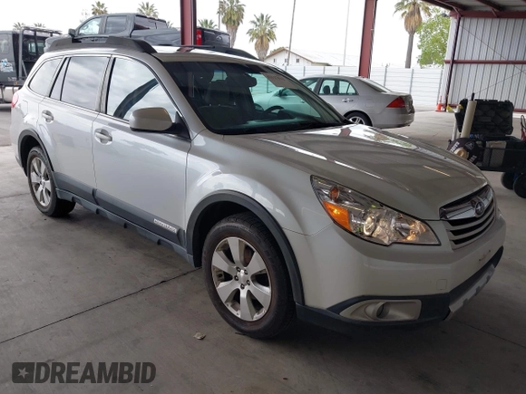 2011 Subaru Outback 2.5i Limited Pwr Moon with VIN 4S4BRBKC1B3390024, listed as a IAAI auction lot 42137012 with 202,554 mi miles. Bid and sale history available at carsss.com. Image 1.