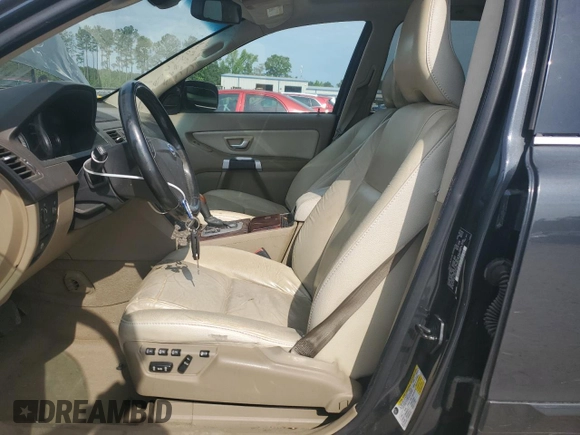 2014 Volvo XC90 with VIN YV4952CY3E1683378, listed as a Copart auction lot 55995615 with 121,357 mi miles and Salvage title. Bid and sale history available at DreamBid. Image 7.