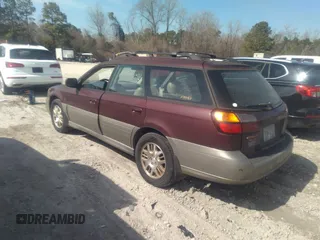 2001 Subaru Legacy Outback L.L. Bean z VIN 4S3BH806X17654226, wystawiony jako IAAI lot #41663237 z przebiegiem 192 339 mil mil oraz . Historia ofert i sprzedaży dostępna na DreamBid. Obrazek 3.