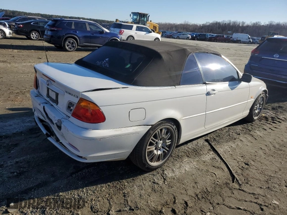 2002 BMW 3 Series 330Ci with VIN WBABS53462JU91473, listed as a Copart auction lot 42807925 with 178,930 mi miles and Salvage Title. Bid and sale history available at carsss.com. Image 3.