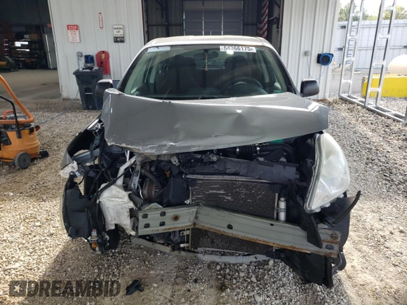 2014 Nissan Versa SV with VIN 3N1CN7AP3EL847448, listed as a Copart auction lot 54366175 with 98,475 mi miles and Salvage Title. Bid and sale history available at DreamBid. Image 5.