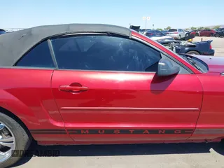2005 Ford Mustang Deluxe with VIN 1ZVFT84N455197638, listed as a IAAI auction lot 42685049 with 177,405 mi miles and . Bid and sale history available at DreamBid. Image 13.