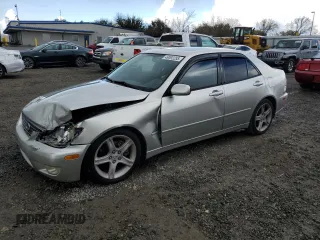 2001 Lexus IS 300/350 z VIN JTHBD182510016641, wystawiony jako Copart lot #49092255 z przebiegiem 267 827 mil mil oraz Szkoda całkowita • Salvage title. Historia ofert i sprzedaży dostępna na DreamBid. Obrazek 1.