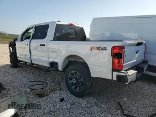 2024 Ford Super Duty F-250 SRW XL with VIN 1FT8W2BT5RED44749, listed as a Copart auction lot 49896545 with 36,005 mi miles and Salvage Title. Bid and sale history available at carsss.com. Image 2.
