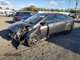 2015 Ford Focus SE with VIN 1FADP3FE6FL267299, listed as a Copart auction lot 75453564 with 135,310 mi miles and Salvage Title. Bid and sale history available at carsss.com. Image 1.