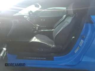 2017 Ford Mustang EcoBoost Premium с VIN 1FATP8UH4H5296037, выставлен на аукционе Copart как лот 61166595 с пробегом 50 282 миль миль и Списание • Salvage title. История ставок и продаж доступна на DreamBid. Изображение 7.