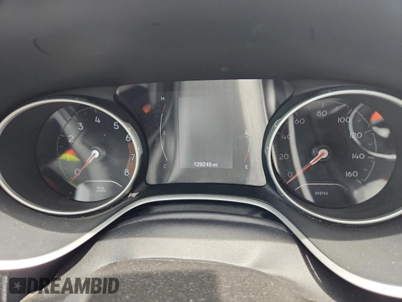 2020 Jeep Compass Latitude z VIN 3C4NJCBB8LT169922, wystawiony jako Copart lot #63466865 z przebiegiem 129 245 mil mil oraz Szkoda całkowita • Salvage title. Historia ofert i sprzedaży dostępna na DreamBid. Obrazek 9.