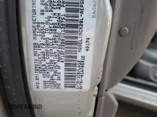 2001 Toyota Avalon XL z VIN 4T1BF28B01U138751, wystawiony jako Copart lot #44849165 z przebiegiem 225 082 mil mil oraz Tytuł czysty. Historia ofert i sprzedaży dostępna na DreamBid. Obrazek 12.
