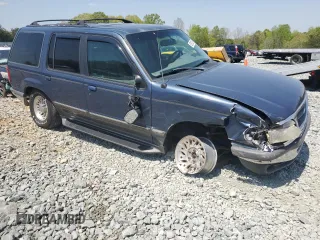 1998 Ford Explorer XL z VIN 1FMZU34E0WZB14244, wystawiony jako Copart lot #53912095 z przebiegiem 319 120 mil mil oraz Szkoda całkowita • Salvage title. Historia ofert i sprzedaży dostępna na DreamBid. Obrazek 4.