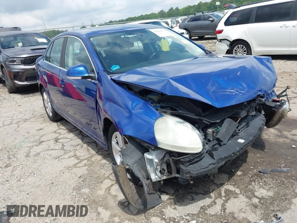 2008 Volkswagen Jetta SE with VIN 3VWRM71K98M141627, listed as a IAAI auction lot 42264826 with 204,525 mi miles and . Bid and sale history available at DreamBid. Image 1.