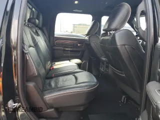 2020 Ram 2500 Limited z VIN 3C6UR5SL7LG133311, wystawiony jako Copart lot #56162385 z przebiegiem 170 683 mil mil oraz Nie do naprawy • Non repairable. Historia ofert i sprzedaży dostępna na DreamBid. Obrazek 10.