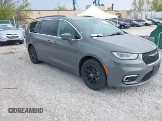 2022 Chrysler Pacifica Touring L with VIN 2C4RC1BG7NR168519, listed as a IAAI auction lot 41928929 with 55,814 mi miles and . Bid and sale history available at DreamBid. Image 1.