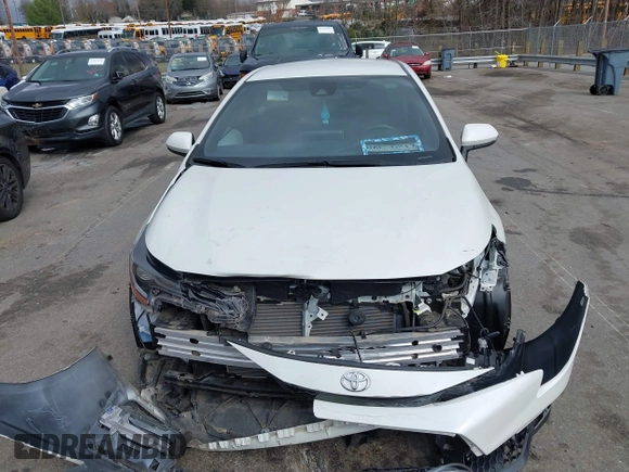 2020 Toyota Corolla SE with VIN JTDS4RCE7LJ001377, listed as a IAAI auction lot 41874936 with 8,221 mi miles. Bid and sale history available at carsss.com. Image 12.