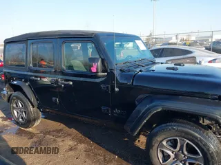 2022 Jeep Wrangler Unlimited Sport S with VIN 1C4HJXDG5NW135060, listed as a IAAI auction lot 41738841 with 33,322 mi miles. Bid and sale history available at carsss.com. Image 14.