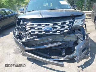 2017 Ford Explorer XLT z VIN 1FM5K8DH2HGD94422, wystawiony jako IAAI lot #42061496 z przebiegiem 104 808 mil mil oraz . Historia ofert i sprzedaży dostępna na DreamBid. Obrazek 6.
