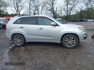 2012 Kia Sorento SX with VIN 5XYKW4A22CG230880, listed as a IAAI auction lot 41924739 with 187,122 mi miles. Bid and sale history available at carsss.com. Image 13.