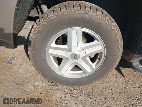 2002 Chevrolet TrailBlazer LTZ with VIN 1GNDT13S022481992, listed as a IAAI auction lot 42105335 with 71,456 mi miles and . Bid and sale history available at DreamBid. Image 12.