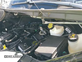 2018 Ford Transit Cargo с VIN 1FTBW3XG0JKA74049, выставлен на аукционе IAAI как лот 42970084 с пробегом 79 455 миль миль и . История ставок и продаж доступна на DreamBid. Изображение 19.