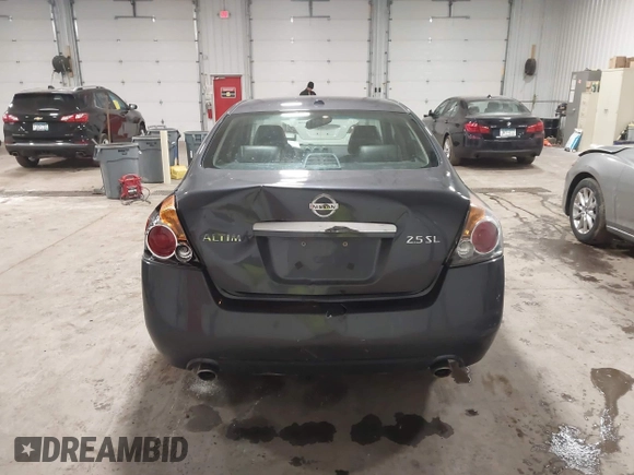2008 Nissan Altima 2.5 SL with VIN 1N4AL21E78N557350, listed as a IAAI auction lot 41751997 with 215,078 mi miles. Bid and sale history available at carsss.com. Image 16.