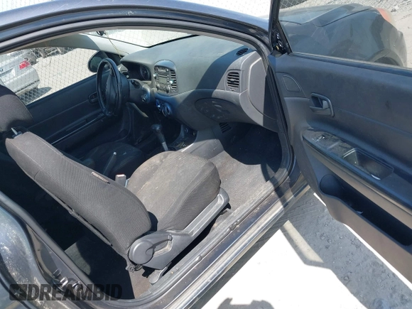 2007 Hyundai Accent SE z VIN KMHCN36C27U050012, wystawiony jako IAAI lot #42112316 z przebiegiem 172 070 mil mil oraz . Historia ofert i sprzedaży dostępna na DreamBid. Obrazek 5.