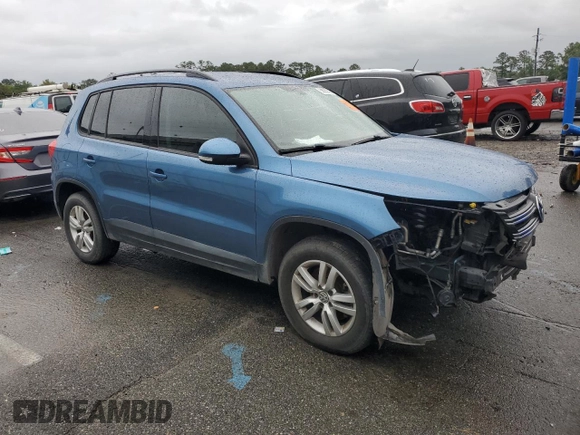 2017 Volkswagen Tiguan S with VIN WVGAV7AX7HW501479, listed as a Copart auction lot 56582705 with 157,414 mi miles and Clean Title. Bid and sale history available at DreamBid. Image 4.