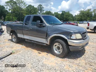 2002 Ford F-150 XL z VIN 1FTRX18L52NB59531, wystawiony jako Copart lot #58550365 z przebiegiem 267 424 mil mil oraz Szkoda całkowita • Salvage title. Historia ofert i sprzedaży dostępna na DreamBid. Obrazek 4.