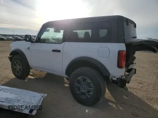 2024 Ford Bronco Big Bend с VIN 1FMDE7AH8RLA93115, выставлен на аукционе Copart как лот 41611185 с пробегом 1 589 миль миль и Списание • Salvage title. История ставок и продаж доступна на DreamBid. Изображение 2.