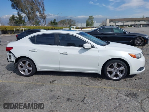 2014 Acura ILX with VIN 19VDE1F34EE011312, listed as a IAAI auction lot 41813693 with 107,032 mi miles. Bid and sale history available at carsss.com. Image 14.