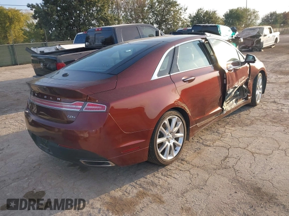 2016 Lincoln MKZ Hybrid with VIN 3LN6L2LU0GR630666, listed as a IAAI auction lot 40816259 with 139,399 mi miles. Bid and sale history available at carsss.com. Image 4.