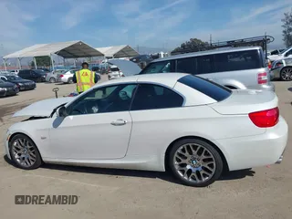 2011 BMW 3 Series 328i with VIN WBADW3C54BE542049, listed as a IAAI auction lot 41592457 with 32,702 mi miles. Bid and sale history available at carsss.com. Image 14.