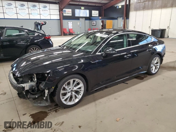 2021 Audi A5 Sportback Premium z VIN WAUABCF59MA028931, wystawiony jako Copart lot #84488304 z przebiegiem 54 354 mil mil oraz Szkoda całkowita • Salvage title. Historia ofert i sprzedaży dostępna na DreamBid. Obrazek 1.