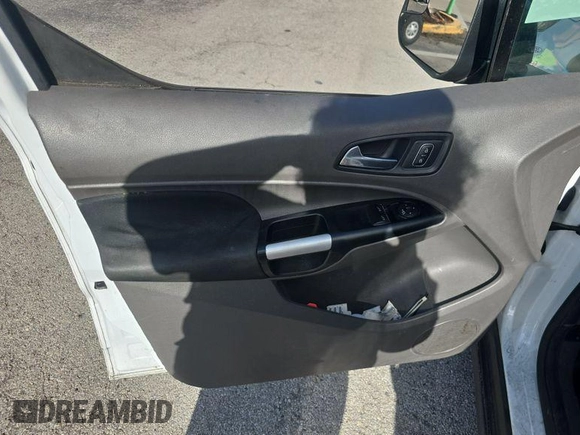 2019 Ford Transit Connect XLT z VIN NM0LS7F26K1424317, wystawiony jako IAAI lot #42848917 z przebiegiem 77 238 mil mil oraz . Historia ofert i sprzedaży dostępna na DreamBid. Obrazek 9.