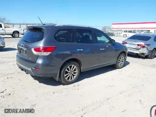 2014 Nissan Pathfinder SV with VIN 5N1AR2MN8EC664141, listed as a IAAI auction lot 41652033 with 167,463 mi miles. Bid and sale history available at carsss.com. Image 4.
