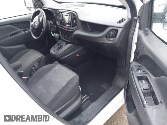 2022 Ram ProMaster City Cargo Tradesman z VIN ZFBHRFAB0N6X08509, wystawiony jako IAAI lot #41767910 z przebiegiem 41 563 mil mil oraz . Historia ofert i sprzedaży dostępna na DreamBid. Obrazek 5.