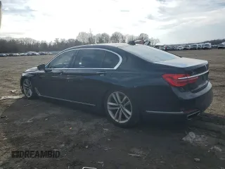 2016 BMW 7 Series 750i xDrive z VIN WBA7F2C51GG417738, wystawiony jako Copart lot #45840985 z przebiegiem 136 058 mil mil oraz Szkoda całkowita • Salvage title. Historia ofert i sprzedaży dostępna na DreamBid. Obrazek 2.