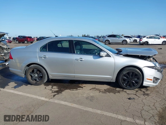 2011 Ford Fusion SE with VIN 3FAHP0HA0BR144927, listed as a IAAI auction lot 41938722 with 138,207 mi miles. Bid and sale history available at carsss.com. Image 14.