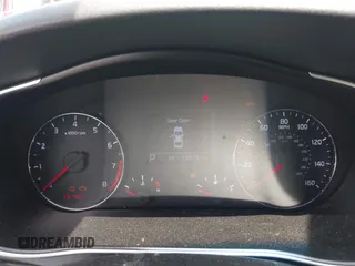 2016 Kia Cadenza Premium z VIN KNALN4D74G5218076, wystawiony jako IAAI lot #42123328 z przebiegiem 184 792 mil mil oraz . Historia ofert i sprzedaży dostępna na DreamBid. Obrazek 7.