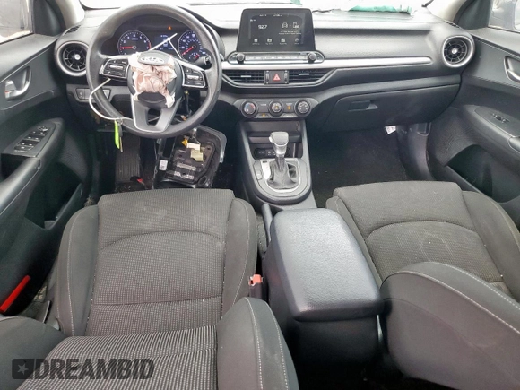 2021 Kia Forte LXS with VIN 3KPF24ADXME284537, listed as a Copart auction lot 58533165 with 70,745 mi miles and Salvage title. Bid and sale history available at DreamBid. Image 8.