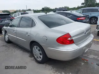 2007 Buick LaCrosse CX with VIN 2G4WC582271249382, listed as a IAAI auction lot 42285783 with 173,858 mi miles and . Bid and sale history available at DreamBid. Image 3.