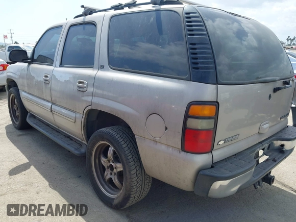 2004 Chevrolet Tahoe LS z VIN 1GNEC13T84J103666, wystawiony jako IAAI lot #41921063 z przebiegiem 209 404 mil mil oraz . Historia ofert i sprzedaży dostępna na DreamBid. Obrazek 3.