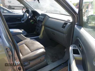 2007 Honda Pilot EX-L z VIN 2HKYF18677H504266, wystawiony jako IAAI lot #42467499 z przebiegiem 214 717 mil mil oraz . Historia ofert i sprzedaży dostępna na DreamBid. Obrazek 5.