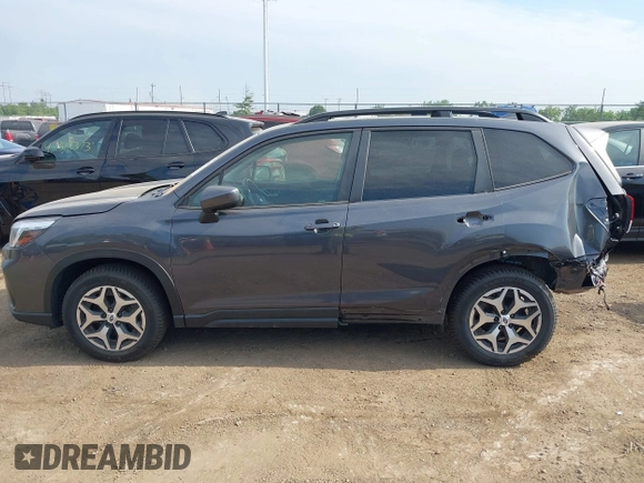 2020 Subaru Forester Premium with VIN JF2SKAJCXLH577546, listed as a IAAI auction lot 42594599 with 55,168 mi miles and . Bid and sale history available at DreamBid. Image 15.