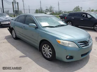 2011 Toyota Camry LE with VIN 4T1BK3EK3BU617222, listed as a IAAI auction lot 41898628 with 183,071 mi miles. Bid and sale history available at carsss.com. Image 1.
