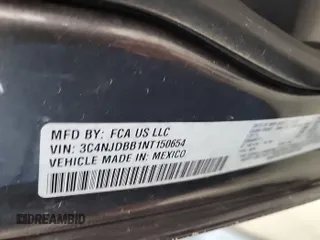 2022 Jeep Compass Latitude с VIN 3C4NJDBB1NT150654, выставлен на аукционе IAAI как лот 42526247 с пробегом 72 841 миль миль и . История ставок и продаж доступна на DreamBid. Изображение 1.