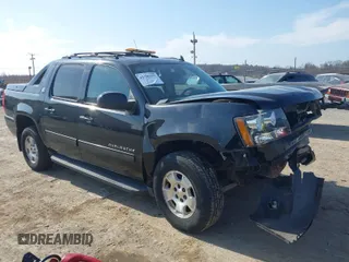 2013 Chevrolet Avalanche LT with VIN 3GNTKFE70DG327944, listed as a IAAI auction lot 41796377 with 120,922 mi miles and . Bid and sale history available at DreamBid. Image 1.