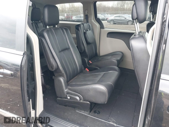 2014 Chrysler Town & Country Touring with VIN 2C4RC1BG7ER449297, listed as a IAAI auction lot 42113170 with 195,878 mi miles and . Bid and sale history available at DreamBid. Image 8.