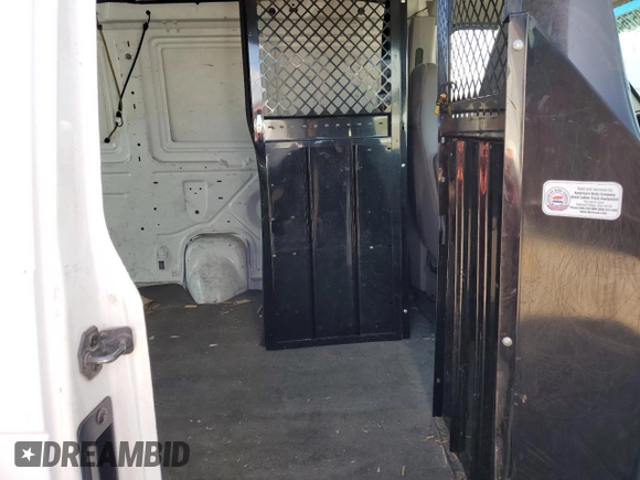 2002 Ford Econoline Cargo with VIN 1FTRE142X2HA55487, listed as a Copart auction lot 52957645 with 270,731 mi miles and Clean Title. Bid and sale history available at carsss.com. Image 11.