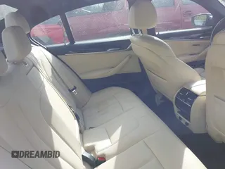 2019 BMW 5 Series 530i xDrive with VIN WBAJA7C50KWW48792, listed as a IAAI auction lot 41840161 with 58,313 mi miles. Bid and sale history available at carsss.com. Image 8.